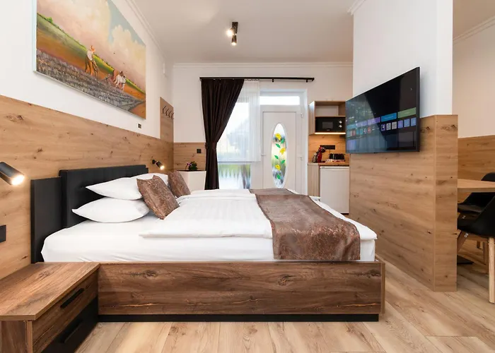 Lackó - Exkluzív Apartamento Keszthely